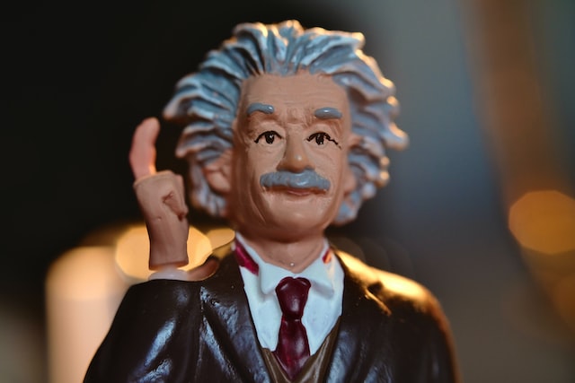 pomysłowy i inteligentny Albert Einstein 