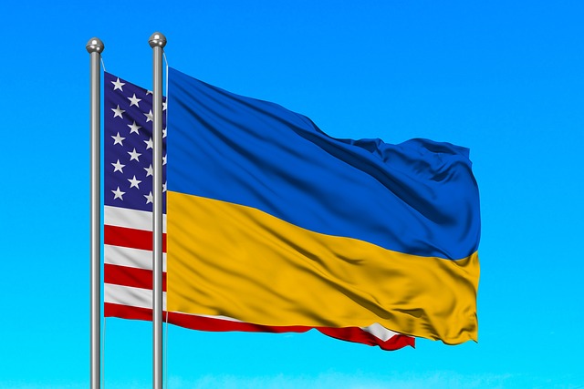flagi Ukrainy i USA - tłumaczenie przysięgłe z ukraińskiego na angielski